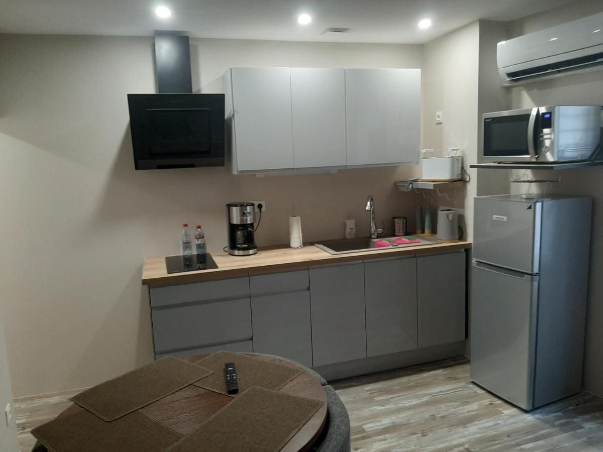 3 Apt T2 Cosy De 40 A 50 M2 Ideal Pour Un Deplacement Pro " Les Iris " Bourg-Saint-Andéol 외부 사진