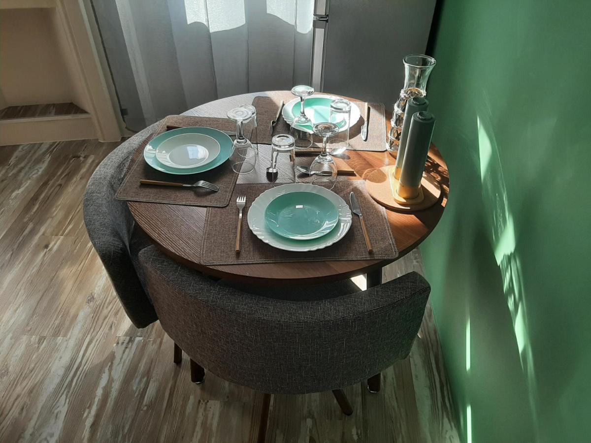3 Apt T2 Cosy De 40 A 50 M2 Ideal Pour Un Deplacement Pro " Les Iris " Bourg-Saint-Andéol 외부 사진