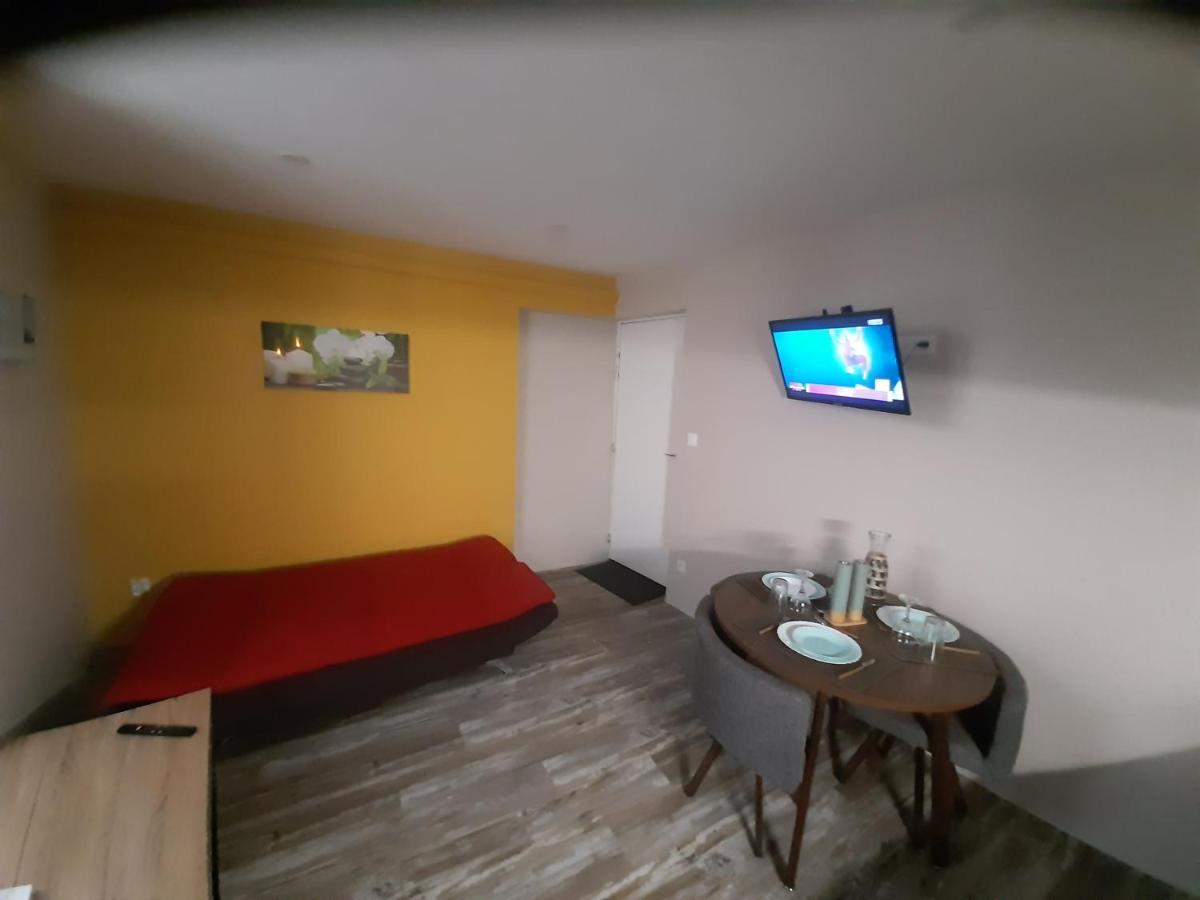 3 Apt T2 Cosy De 40 A 50 M2 Ideal Pour Un Deplacement Pro " Les Iris " Bourg-Saint-Andéol 외부 사진